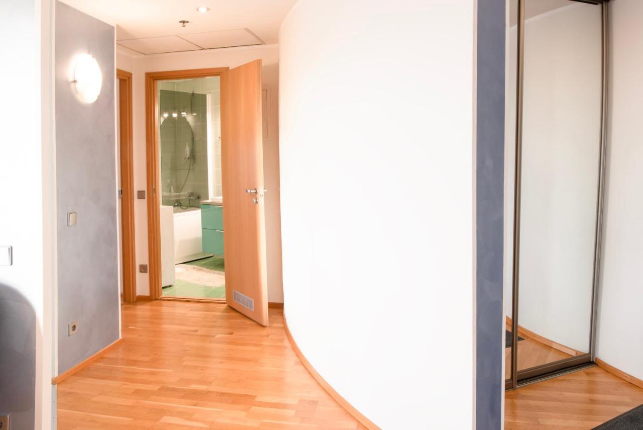 Wilde Guest Apartment Tigutorn Тарту Екстер'єр фото